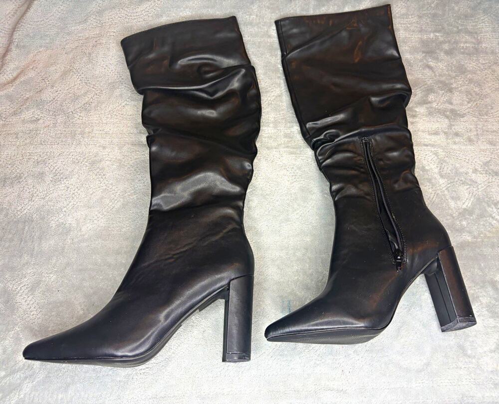 Boohoo Women's Black Knee-High BootsZip Pointed Toe Block Heel Size 6 NWB